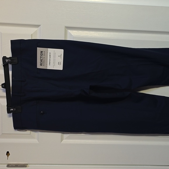 Kenneth Cole Reaction Men's Stretch Slim-Fit Flat-Front Pant-Dark blue 33Wx30L** - Picture 4 of 5